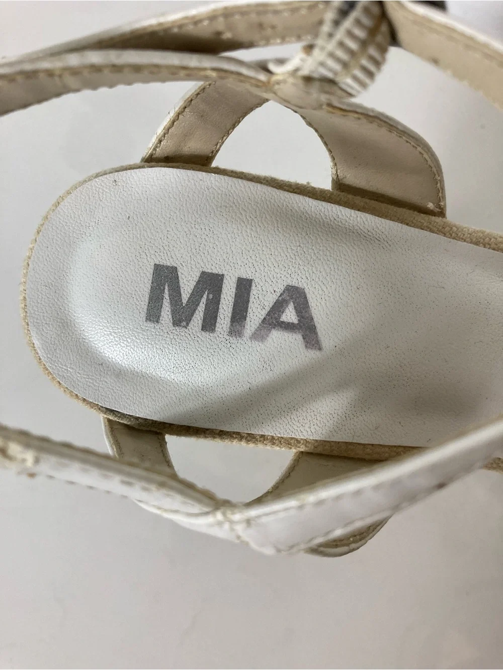 MIA Espadrilles Women 8 Strappy Wedge Pearls Sequins Cream Sandals